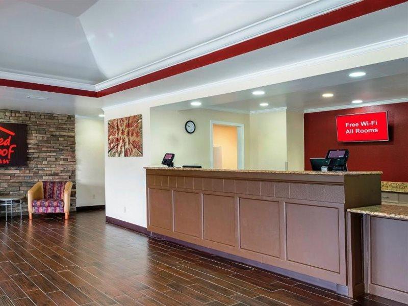 Red Roof Inn & Suites Brunswick I-95 Екстериор снимка