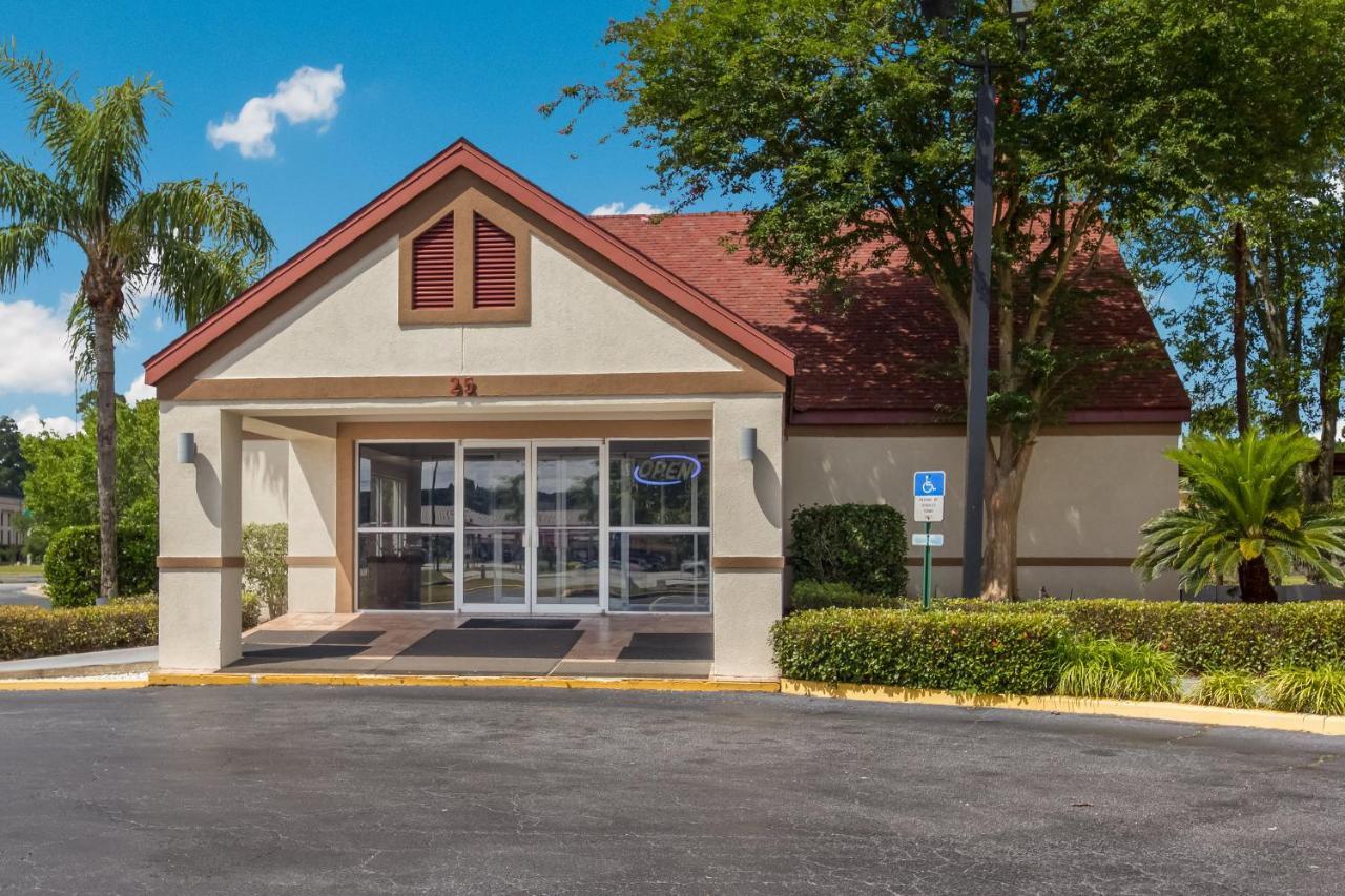 Red Roof Inn & Suites Brunswick I-95 Екстериор снимка