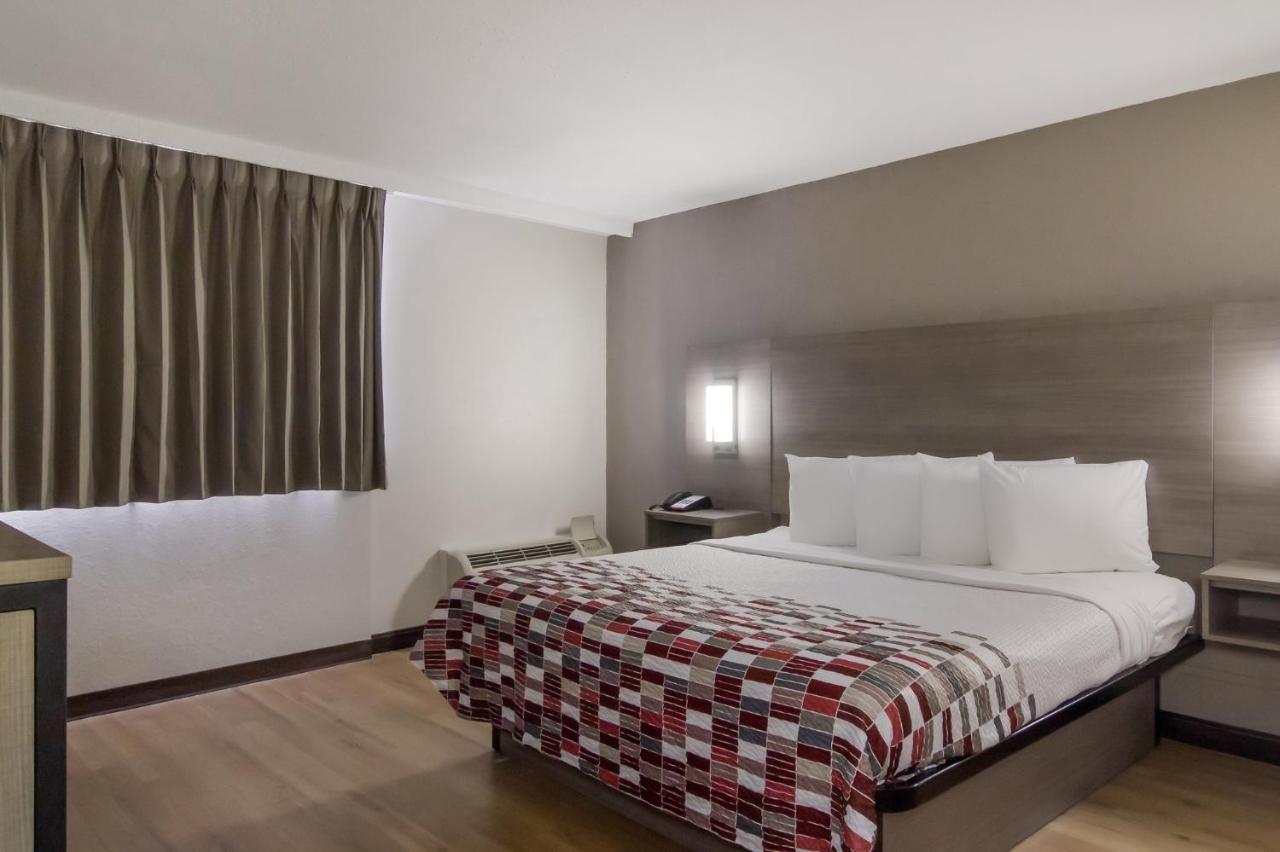 Red Roof Inn & Suites Brunswick I-95 Екстериор снимка