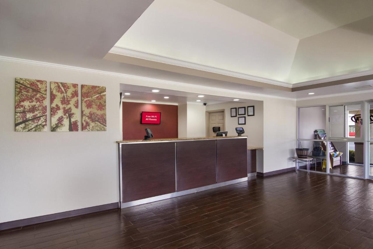 Red Roof Inn & Suites Brunswick I-95 Екстериор снимка