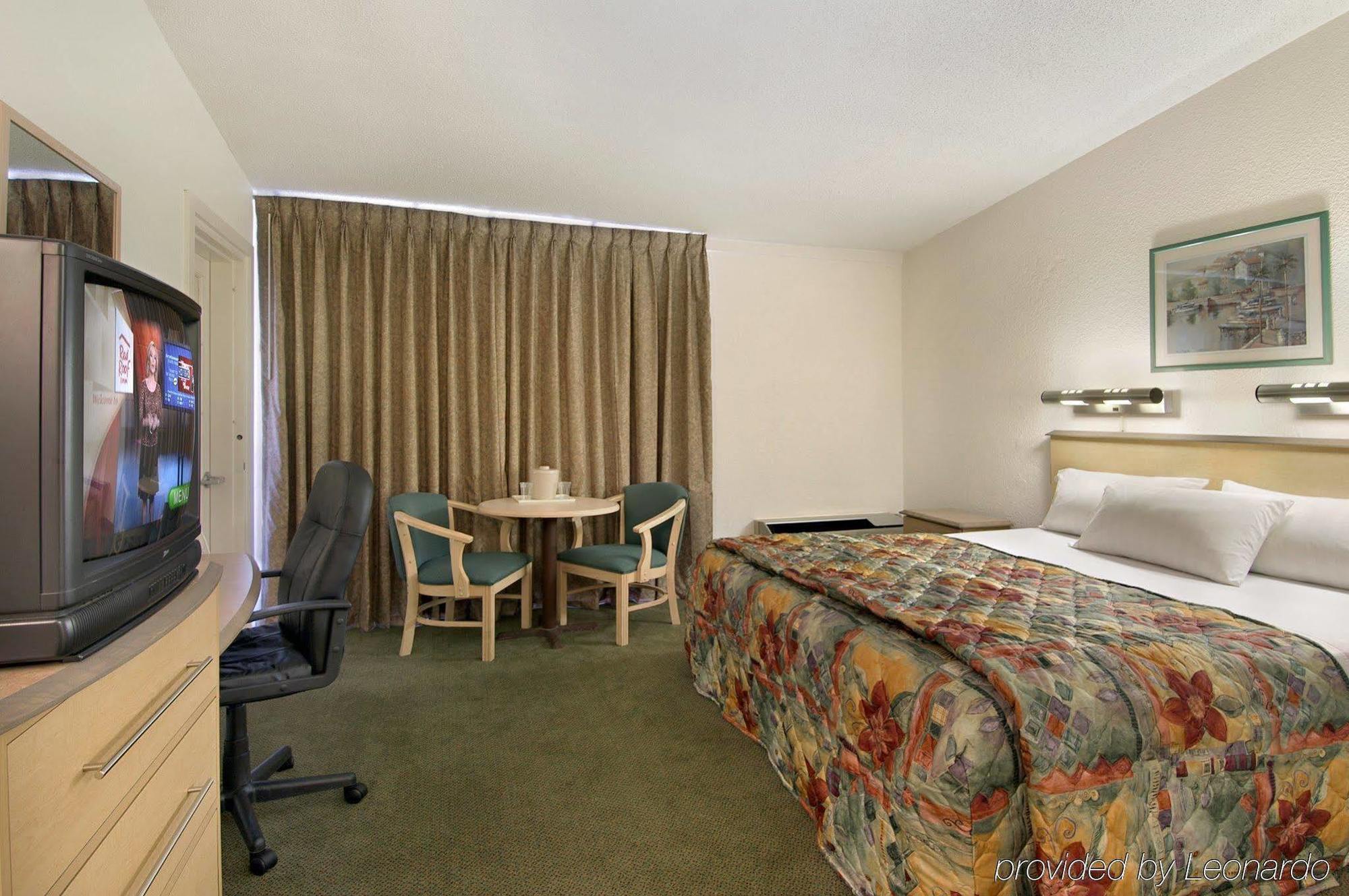 Red Roof Inn & Suites Brunswick I-95 Екстериор снимка